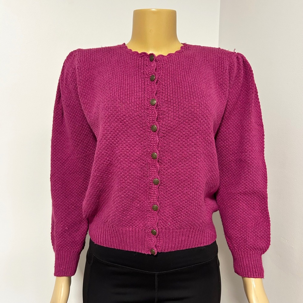 Carriage Court Vintage Magenta Scalloped Knit Cardigan Sweater Puff Sleeve Large